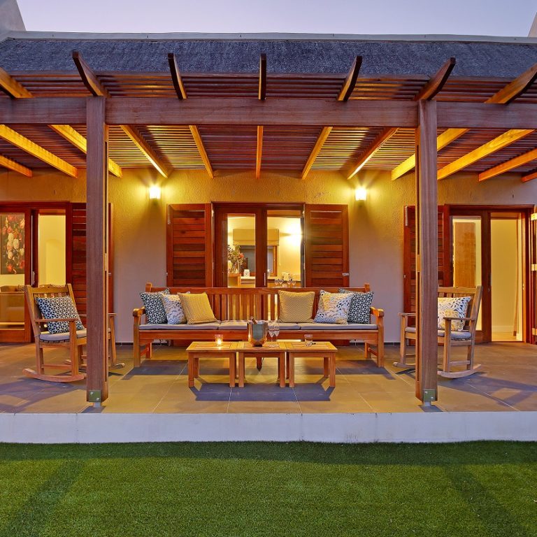 Holiday self catering accommodation Somerset West, South Africa