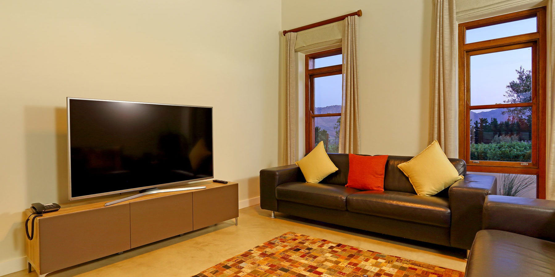 Holiday self catering accommodation Somerset West, South Africa