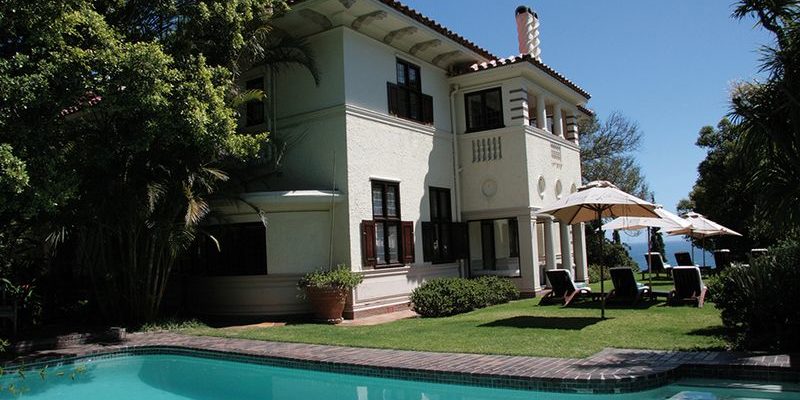 Camps Bay Retreat luxury manor house for holiday accommodation