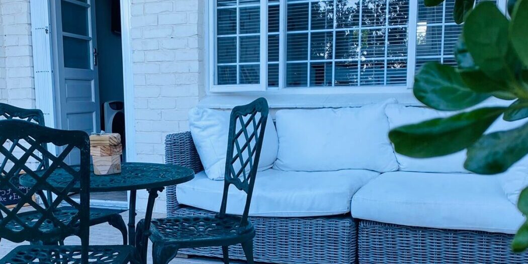 Holiday accommodation to rent in Camps Bay
