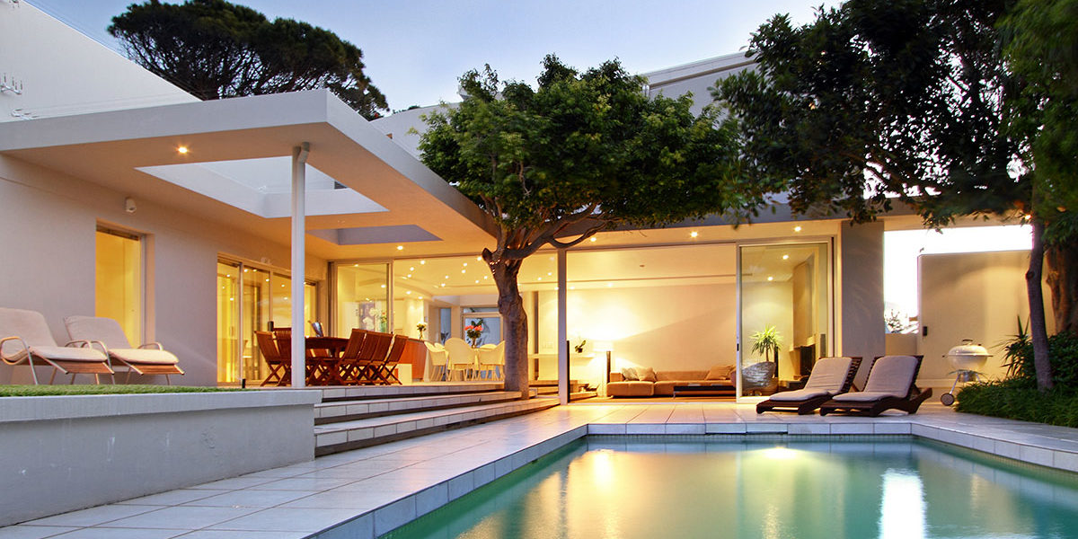 5 Bedroom self catering large villa to rent in Camps Bay