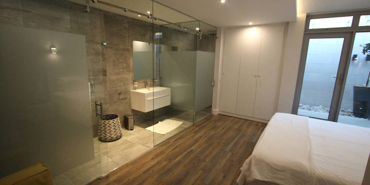 Holiday Villa to rent in Bakoven, Camps Bay