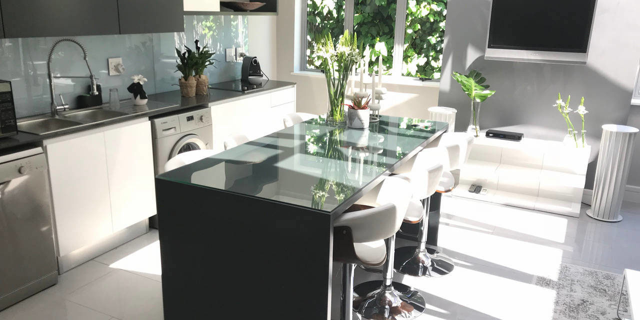 Holiday Villa to rent in Bakoven, Camps Bay