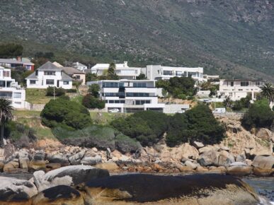 Ebb Tide Camps Bay Accommodation - Ebb Tide