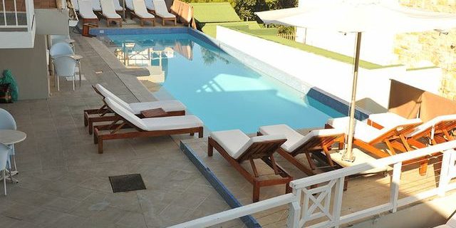 Brighton Court Camps Bay holiday apartment for rental