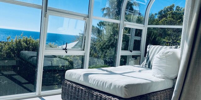 Holiday home to rent in Camps Bay near Bakoven beach