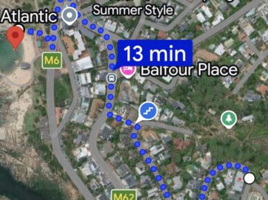 4 Dunkeld Village, a 3 bedroom townhouse to rent in Camps Bay. Under a 13 minute walk to Camps Bay beach, the restaurants and tidal pool