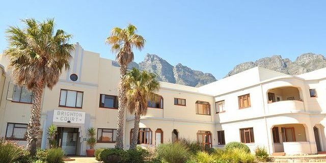 Brighton Court Camps Bay holiday apartment for rental