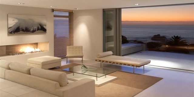 Luxury penthouse apartment to rent in Camps Bay