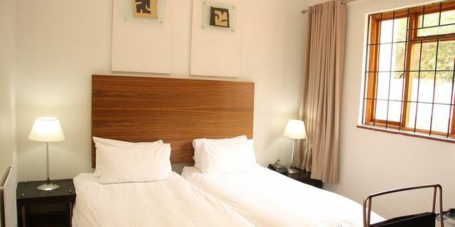 Brighton Court Camps Bay holiday apartment for rental
