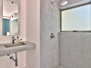 Argule Villa 6 Bedroom Luxury Camps Bay Villa