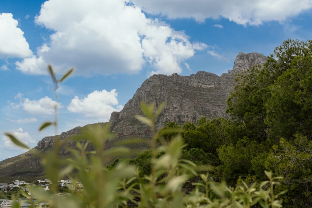 Hiking Table Mountain, what route or trail to take: Kasteelspoort, Platteklip, Constantianek, Woody Ravine etc