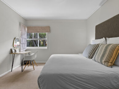 Townhouse apartment for sale in Camps Bay in secure complex near beach with pool and garden