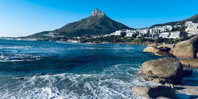 Studio for rent close to Bakoven Beach in Camps Bay