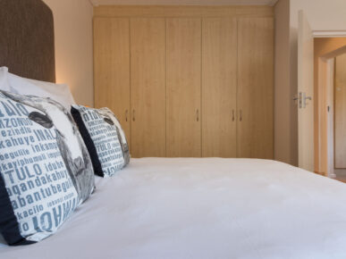 Monthly accommodation to rent in camps bay