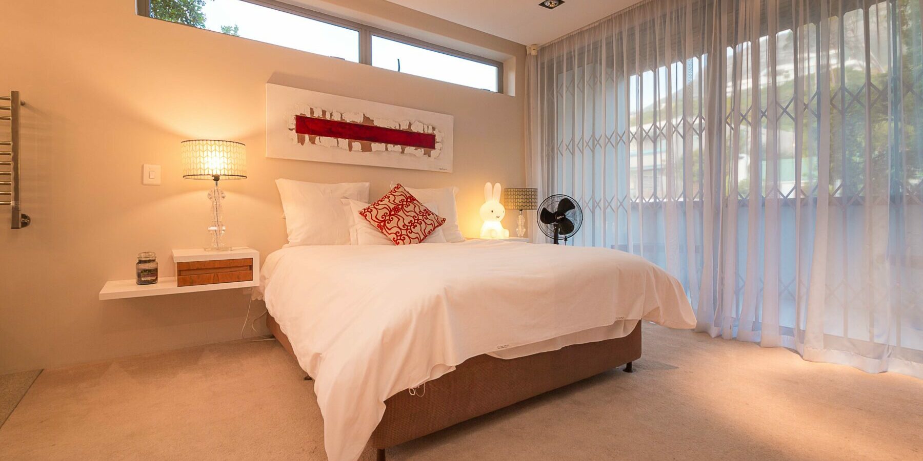 3 Bed villa in Central Drive Camps Bay