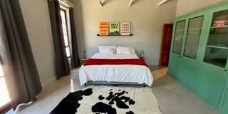 Stellenbosch Villa Farm Stay, 4 bedroom, 2 bathrooms