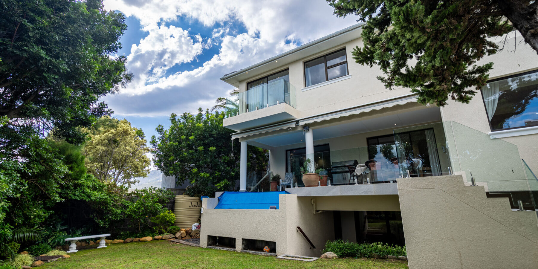 3 Bedroom house to rent in 1st Crescent, Camps Bay