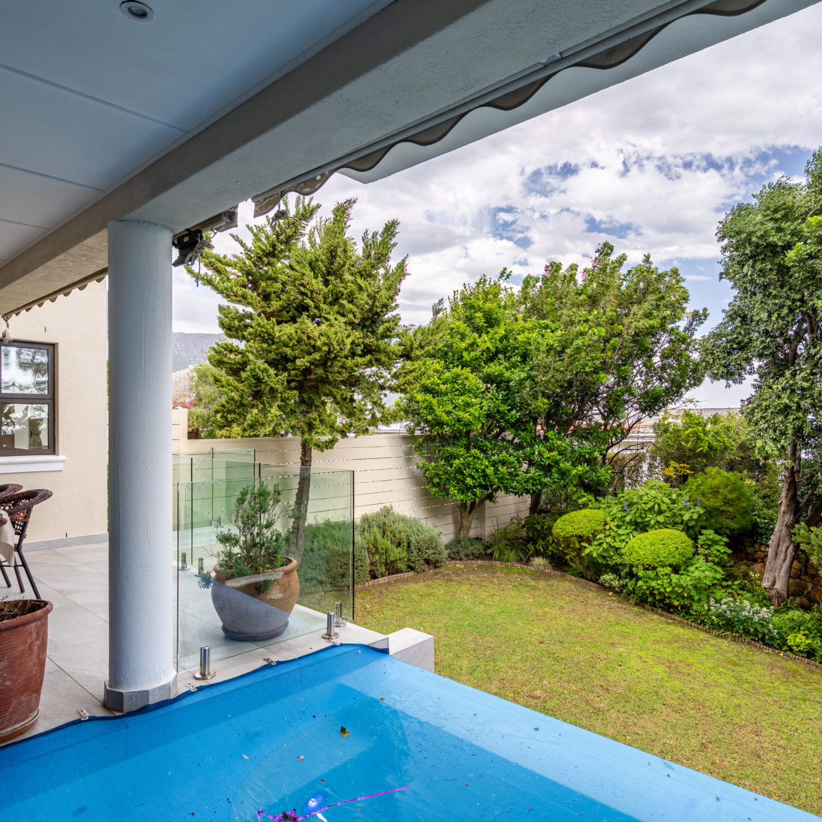 3 Bedroom house to rent in 1st Crescent, Camps Bay