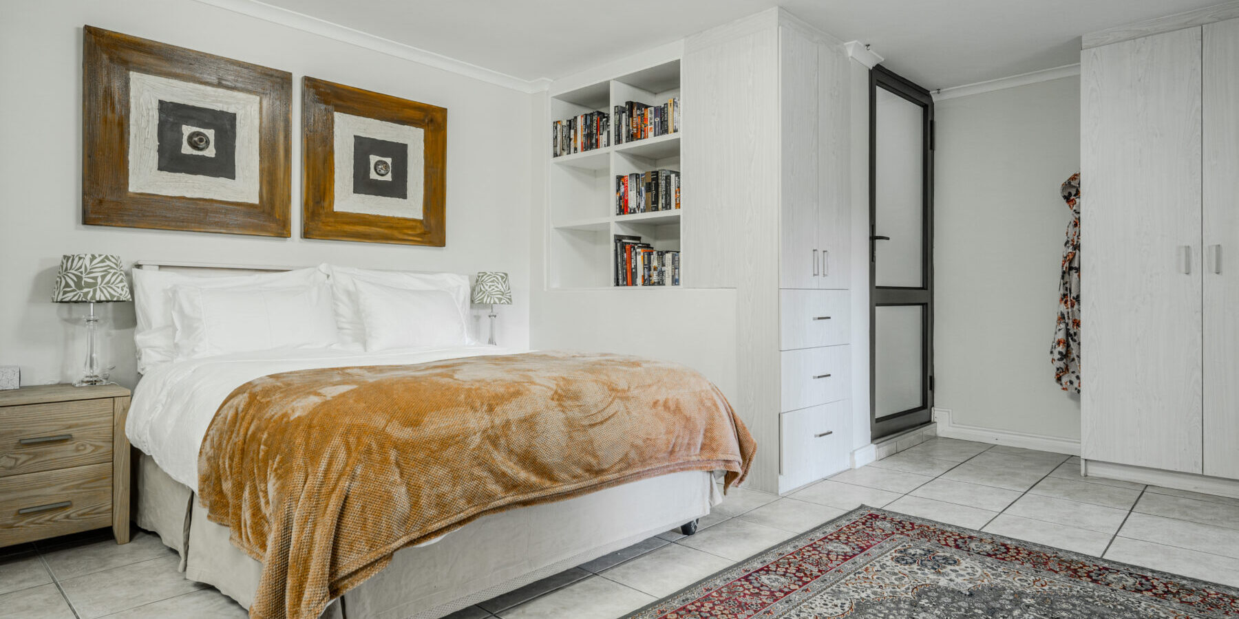 3 Bedroom house to rent in 1st Crescent, Camps Bay